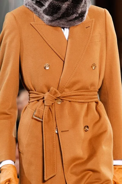 Look 7